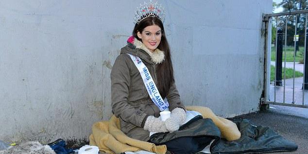 英國小姐露宿街頭推廣救助計(jì)劃