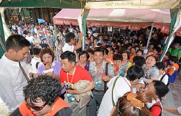 李錦記后人請(qǐng)1.3萬(wàn)員工游泰國(guó) 李錦記后人請(qǐng)1.3萬(wàn)員工游泰國(guó)