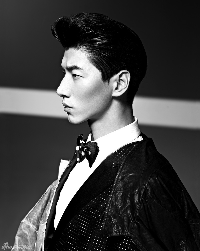 張亮張悅軒父子拍攝時(shí)尚大片 張亮張悅軒父子拍攝時(shí)尚大片