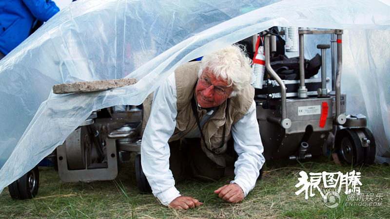 《狼圖騰》曝歡樂總動(dòng)員特輯