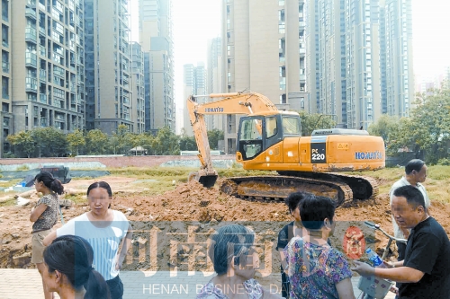 昨天，由于附近居民抗議，紅旗變電站項(xiàng)目再次停工