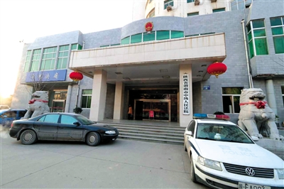 李宏亮在被違規(guī)辦理了監(jiān)外執(zhí)行后，再犯命案。