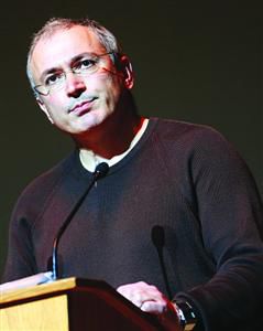 2014年3月10日，烏克蘭，霍多爾科夫斯基在基輔理工大學(xué)發(fā)表演講。