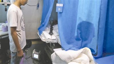 13歲縱火少年病房懺悔:對不起,我不應(yīng)該傷害您 13歲縱火少年病房懺悔:對不起,我不應(yīng)該傷害您