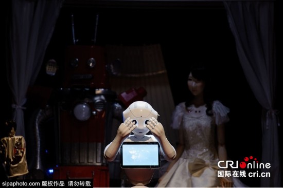 日本首個機器人婚禮于東京舉行 日本首個機器人婚禮于東京舉行