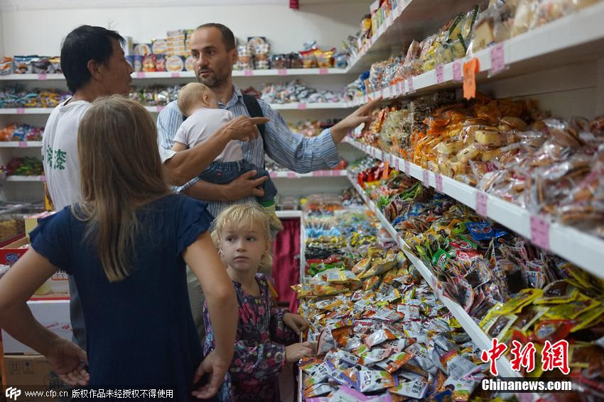 波蘭夫妻癡迷中國(guó)文化 帶著六個(gè)女兒來(lái)留學(xué) 波蘭夫妻癡迷中國(guó)文化 帶著六個(gè)女兒來(lái)留學(xué)