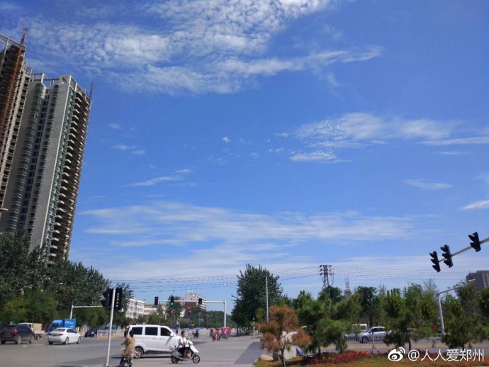又被鄭州的藍(lán)天刷屏！隨便一拍就是手機(jī)壁紙