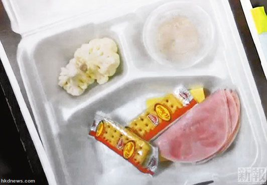 美第一夫人推健康午餐挨批 學生：像嘔吐物(圖)