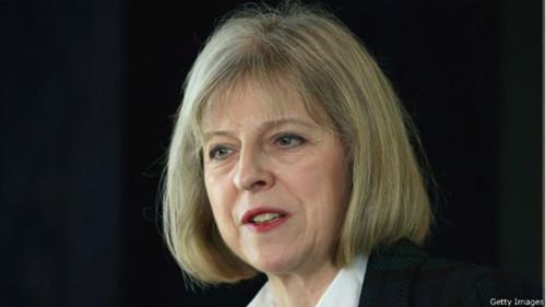 特雷莎·梅有關(guān)海外留學(xué)生的移民政策遭到猛烈批評(píng)。