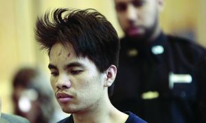 一位名叫陳明東（音）的中國(guó)移民在美國(guó)紐約謀殺5名親戚，罪名成立，被判處至少125年監(jiān)禁。