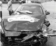 一女模特試駕瑪莎拉蒂撞車 維修費(fèi)高達(dá)幾十萬(wàn) 一女模特試駕瑪莎拉蒂撞車 維修費(fèi)高達(dá)幾十萬(wàn)