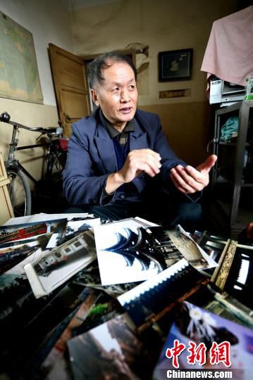 鄭州老人六年騎行五萬(wàn)里 尋拍古建筑 鄭州老人六年騎行五萬(wàn)里 尋拍古建筑