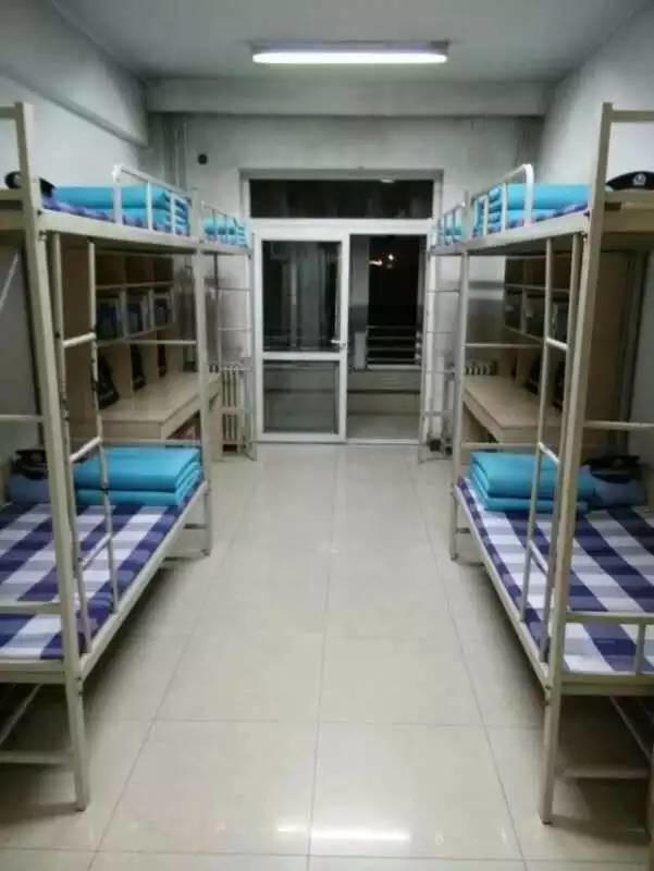 這個(gè)學(xué)校的男生宿舍火了！女同學(xué)都喊著要嫁