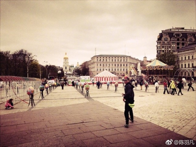 陳羽凡疑似回應(yīng)白百何出軌：蛋疼的回家過(guò)節(jié)吧