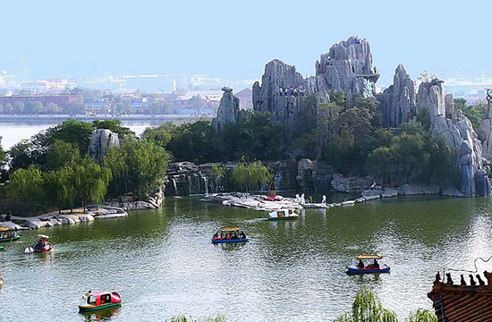 中國翰園舉辦全國大學(xué)生“翰園頌”有獎?wù)魑幕顒? style= 中國翰園舉辦全國大學(xué)生“翰園頌”有獎?wù)魑幕顒? complete=