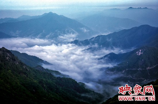 美不勝收 爬山、游園、賞奇觀（組圖）