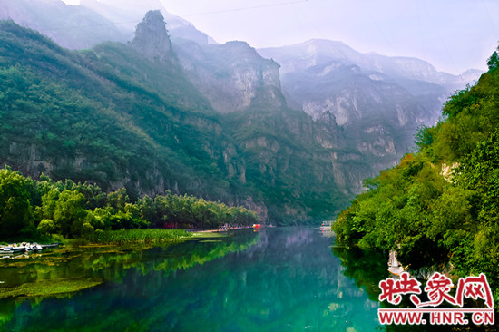 青天河景區(qū)中秋節(jié)活動(dòng)精彩紛呈 青天河景區(qū)中秋節(jié)活動(dòng)精彩紛呈