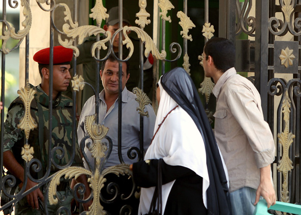 穆巴拉克“死訊”牽動(dòng)整個(gè)中東 穆巴拉克“死訊”牽動(dòng)整個(gè)中東