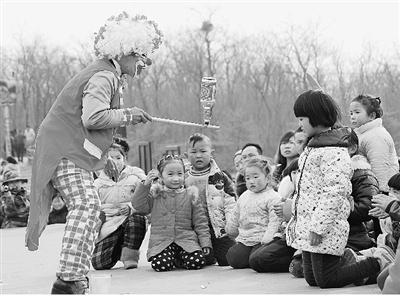 鄭州商都民俗廟會 洋溢濃濃年味 鄭州商都民俗廟會 洋溢濃濃年味