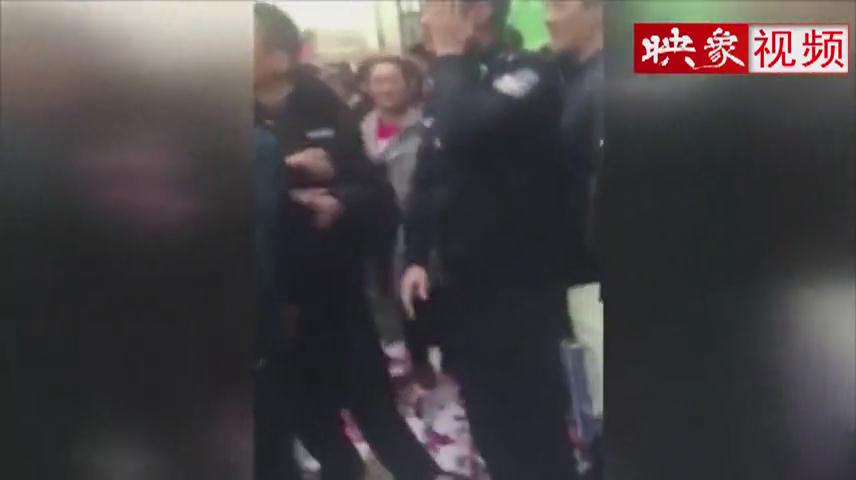 暈！城管被打警方出警被圍攻