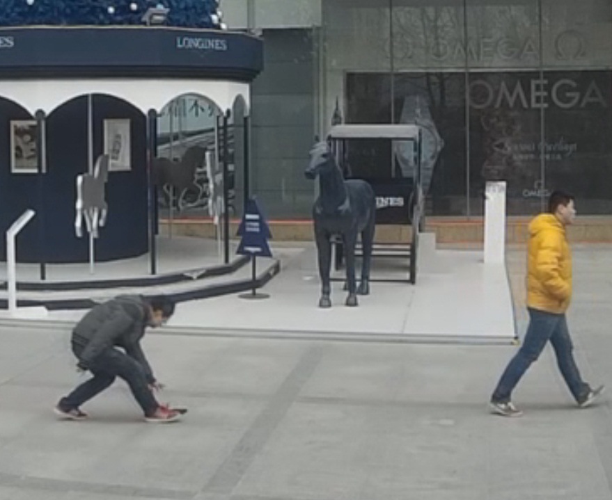 鄭州表情之跨年笑臉 撿人錢包拒絕歸還 正義哥在哪？