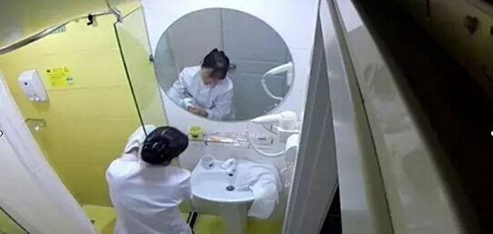 知名酒店用房客浴巾擦馬桶、擦地板