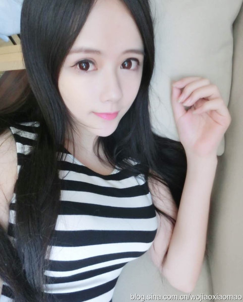 湖大21歲?；ㄇ巴购舐N無懼走光